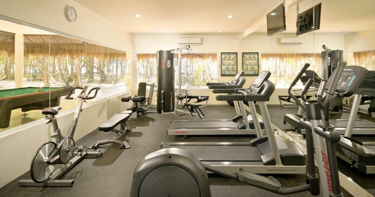 Oceanica Resort Panglao, Bohol Exterior foto A gym at a hotel