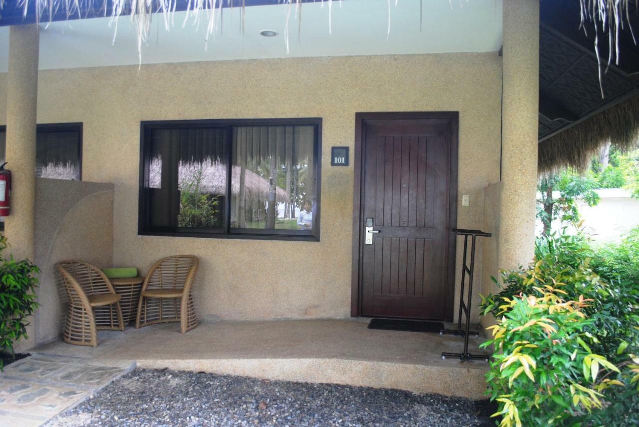 Oceanica Resort Panglao, Bohol Exterior foto A room at the resort